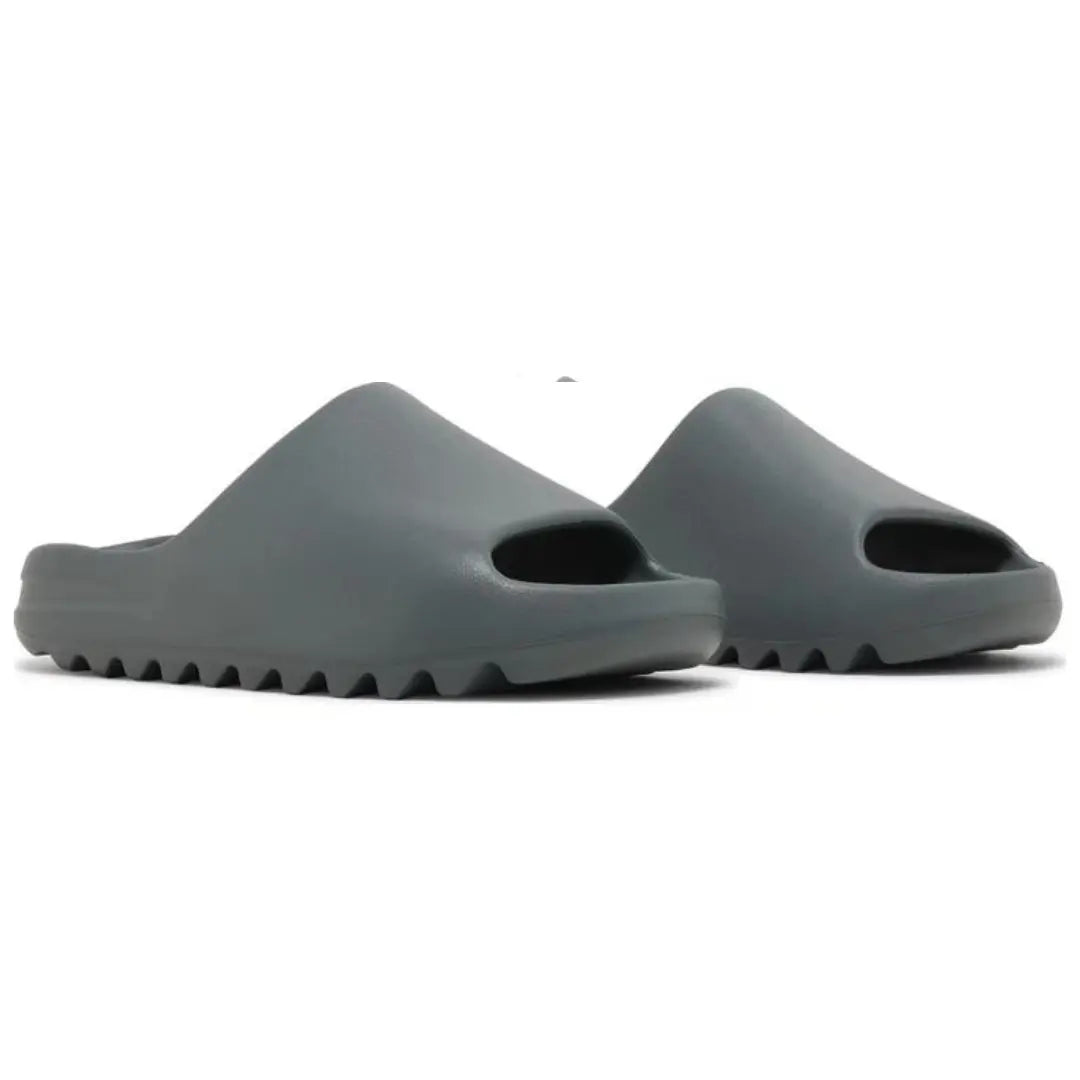 Adidas Yeezy Slide "Marine"