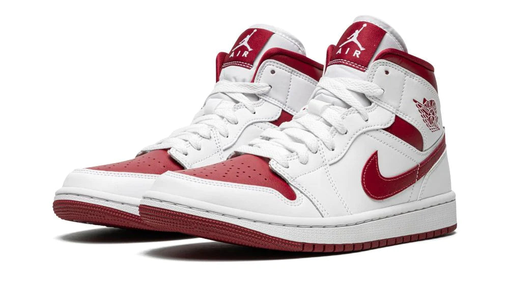 Air Jordan 1 Mid 'Reverse Chicago '