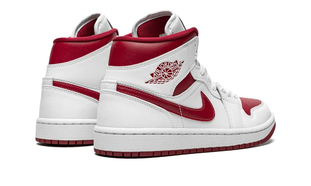 Air Jordan 1 Mid 'Reverse Chicago '